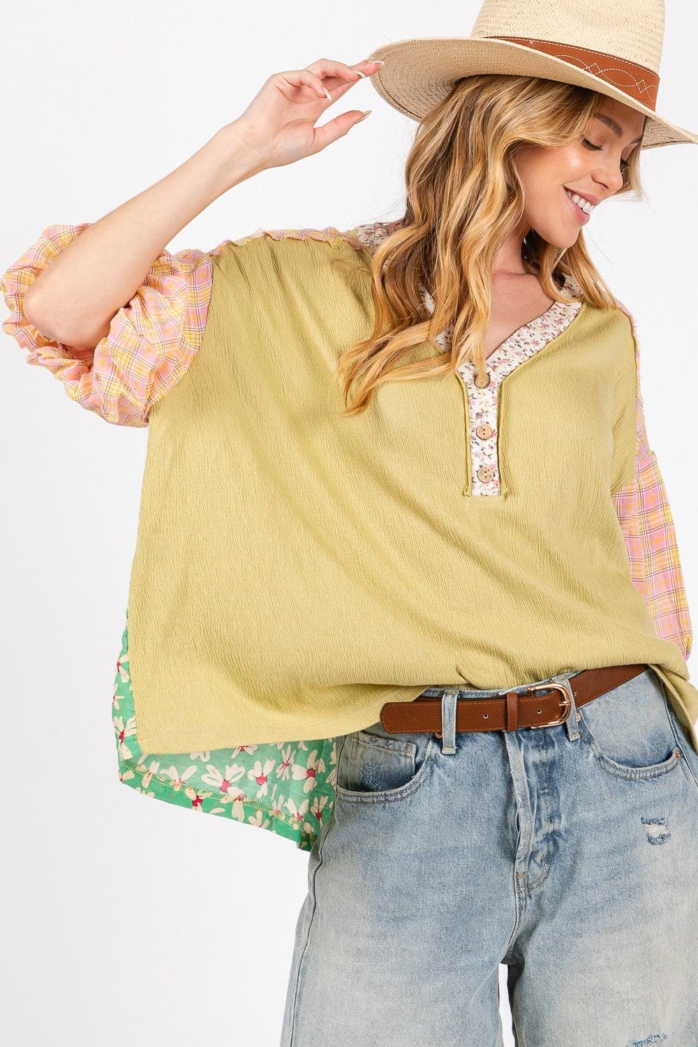 SAGE + FIG Color Block Bubble Sleeve Top.