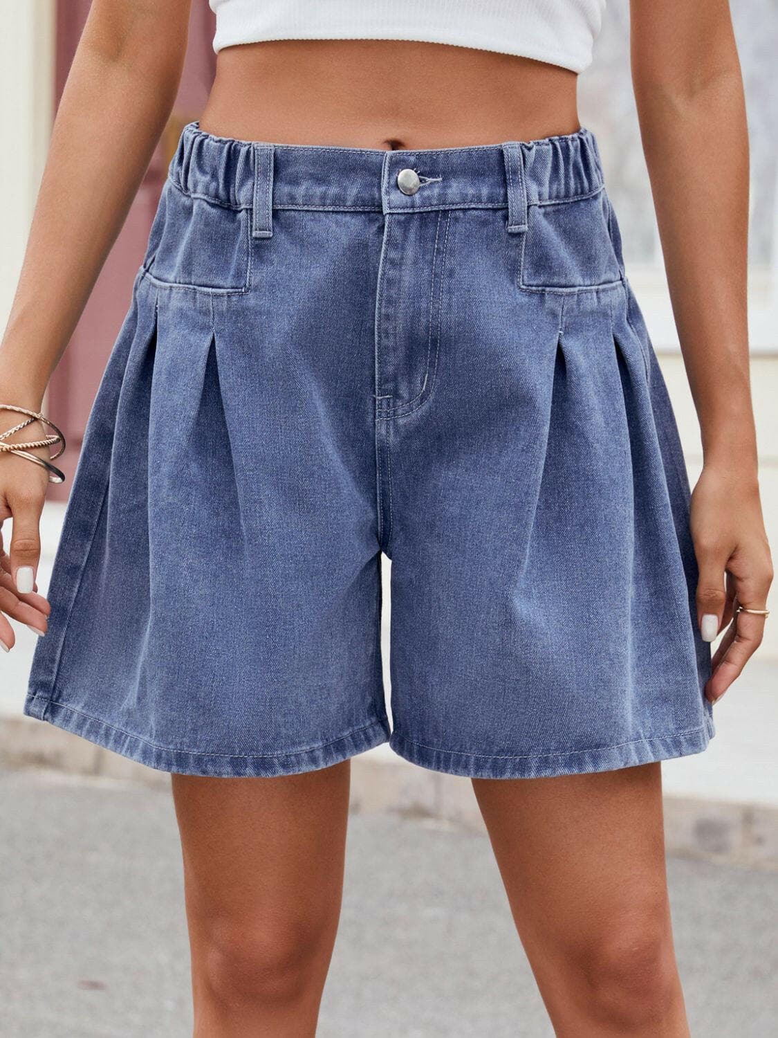 Ruched Half Elastic Waist Denim Shorts.