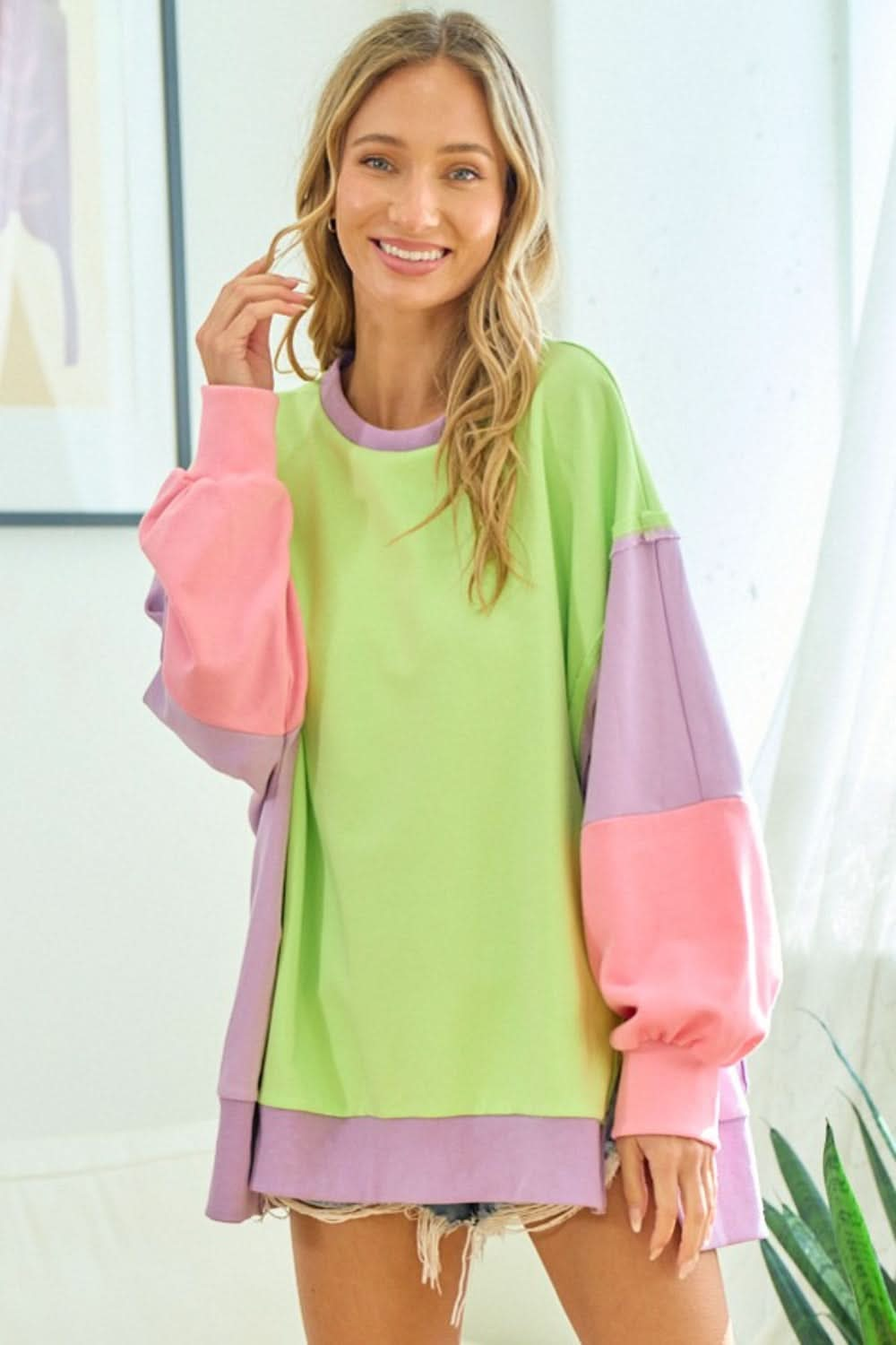 Color Block Slit Sweatshirt