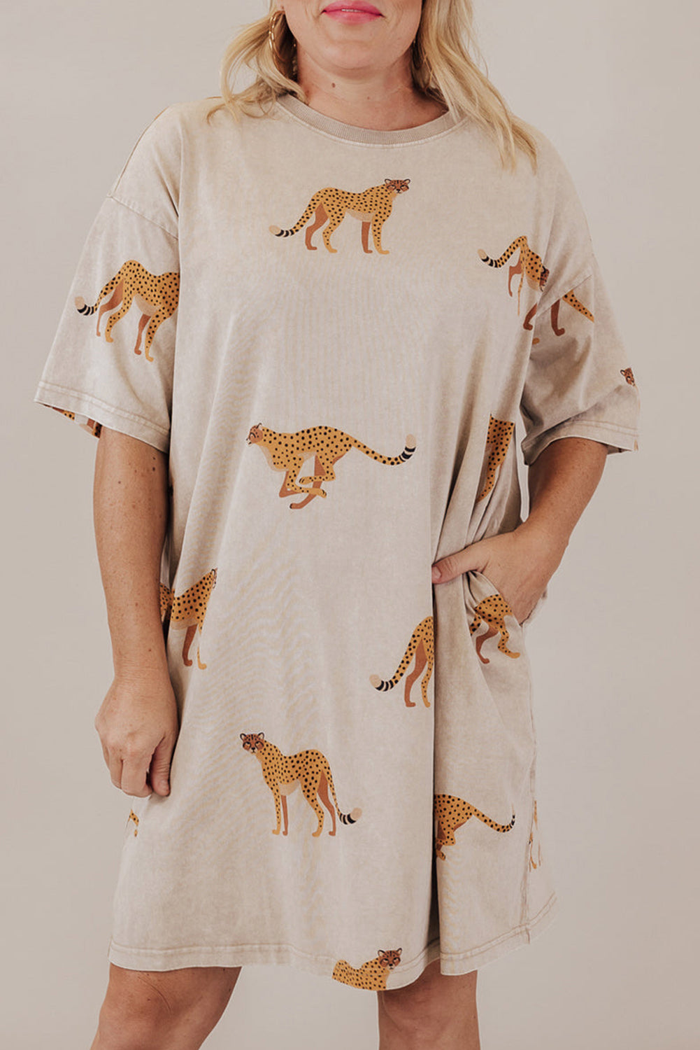 Apricot Plus Size Cheetah Print T Shirt Mini Dress With Side Pockets Dear-Lover Dropshipping