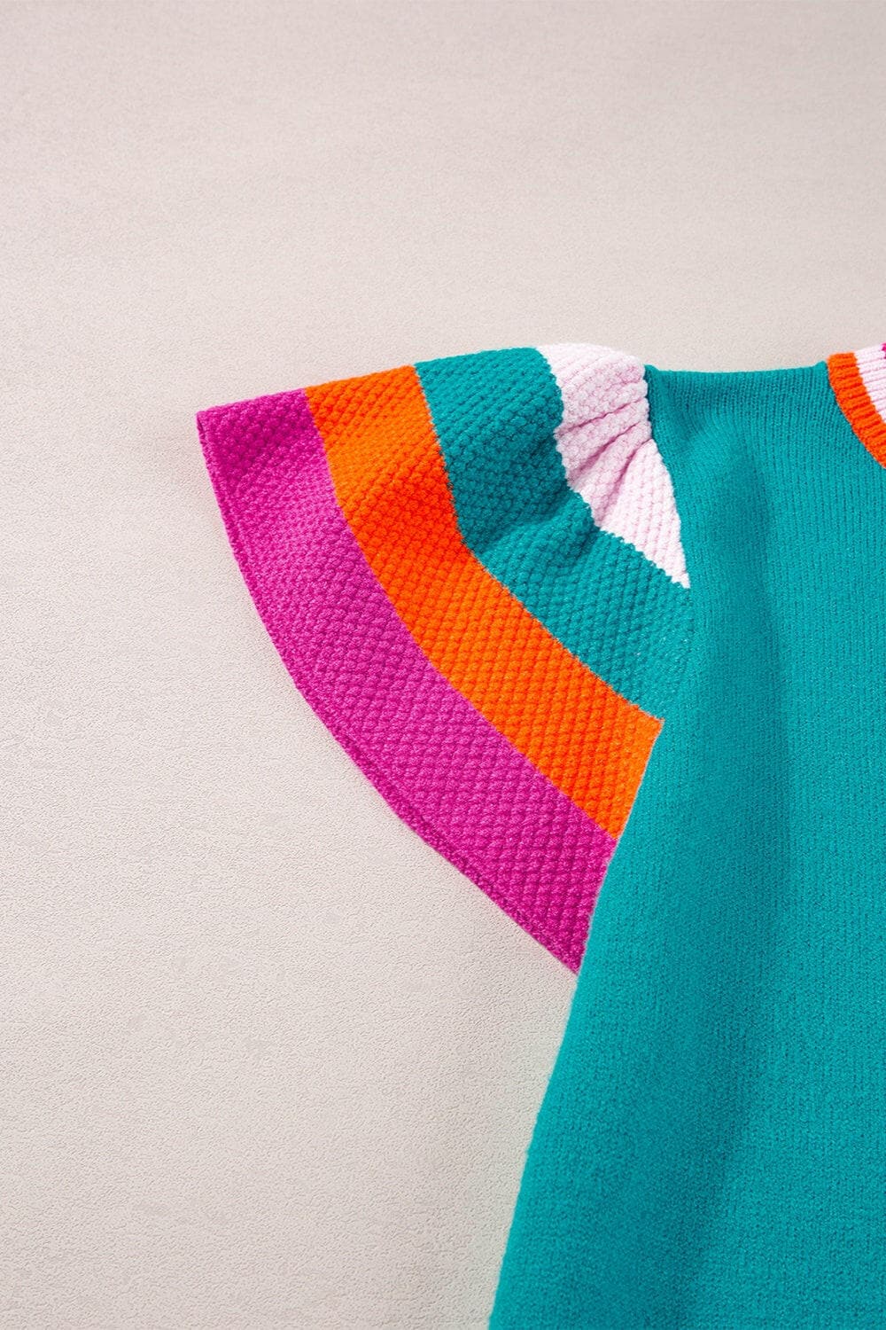 Color Block Round Neck Knit Top.