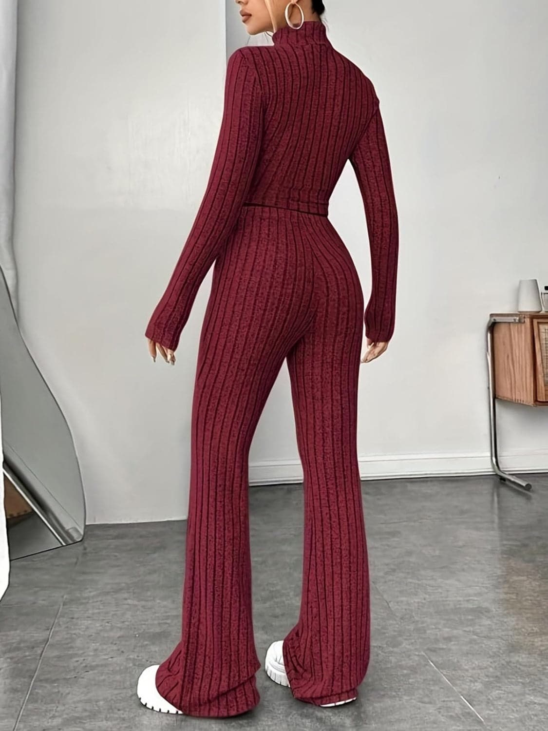 Ribbed Mock Neck Long Sleeve Top and Pants Set.