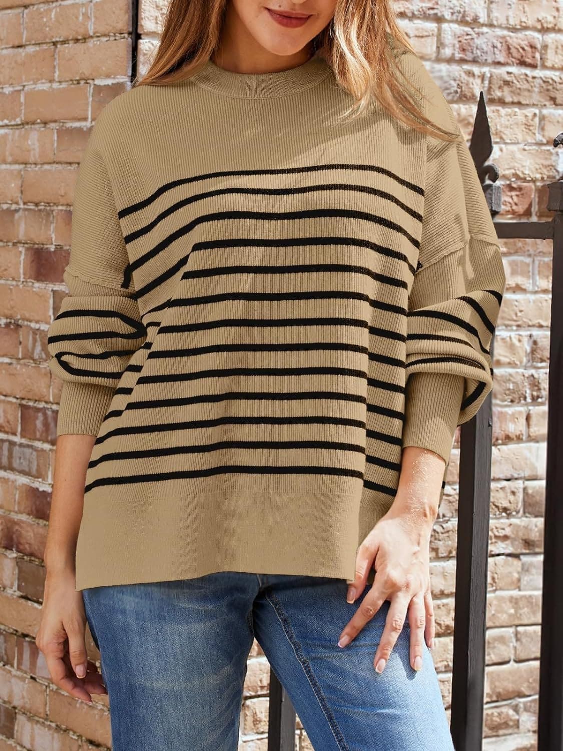 Striped Round Neck Long Sleeve Sweatshirt.