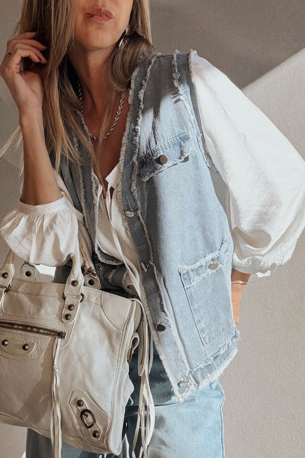 Beau Blue Frayed Edge Denim Vest Jacket With Flap Pockets For Casual Streetwear Essentials Dear-Lover Dropshipping