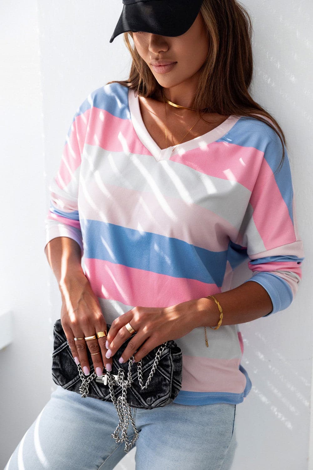 Color Block V-Neck Long Sleeve T-Shirt.