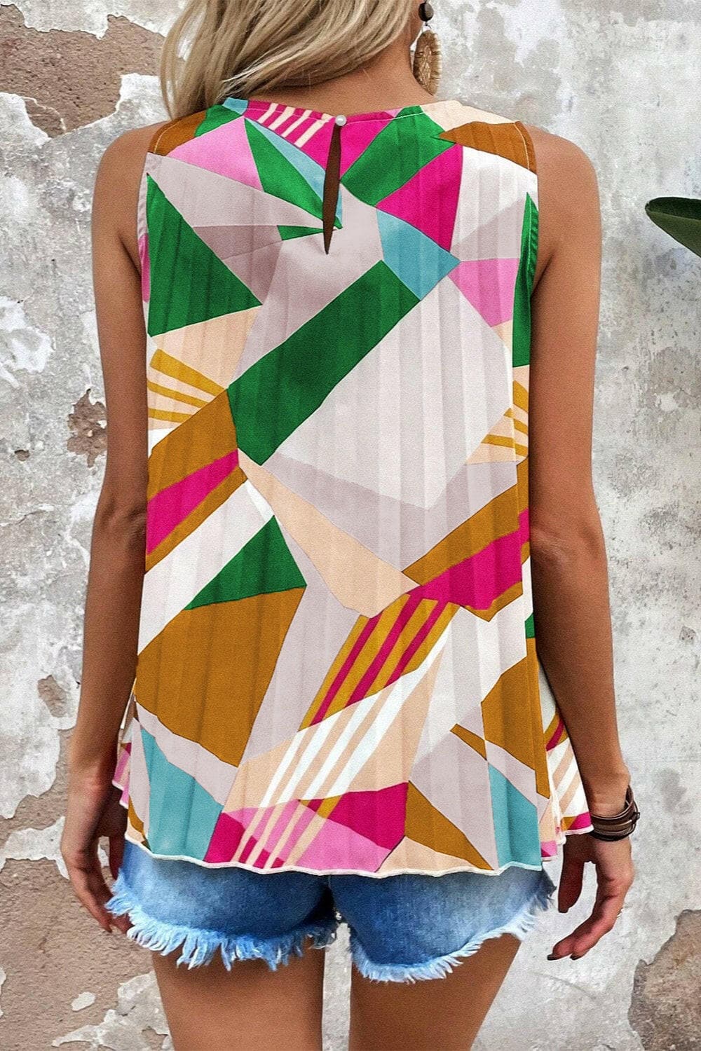 Color Block Round Neck Tank.