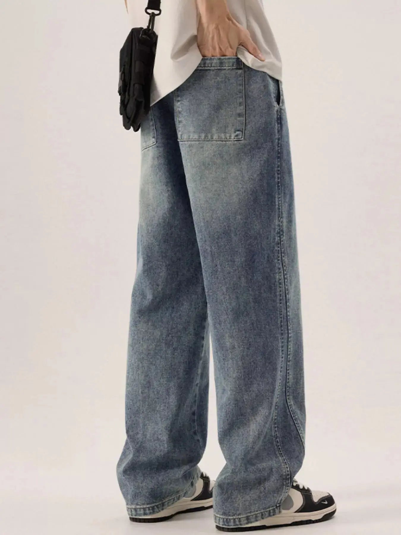 Men's Plus Size Vintage Wash Loose Fit Jeans Simply Love