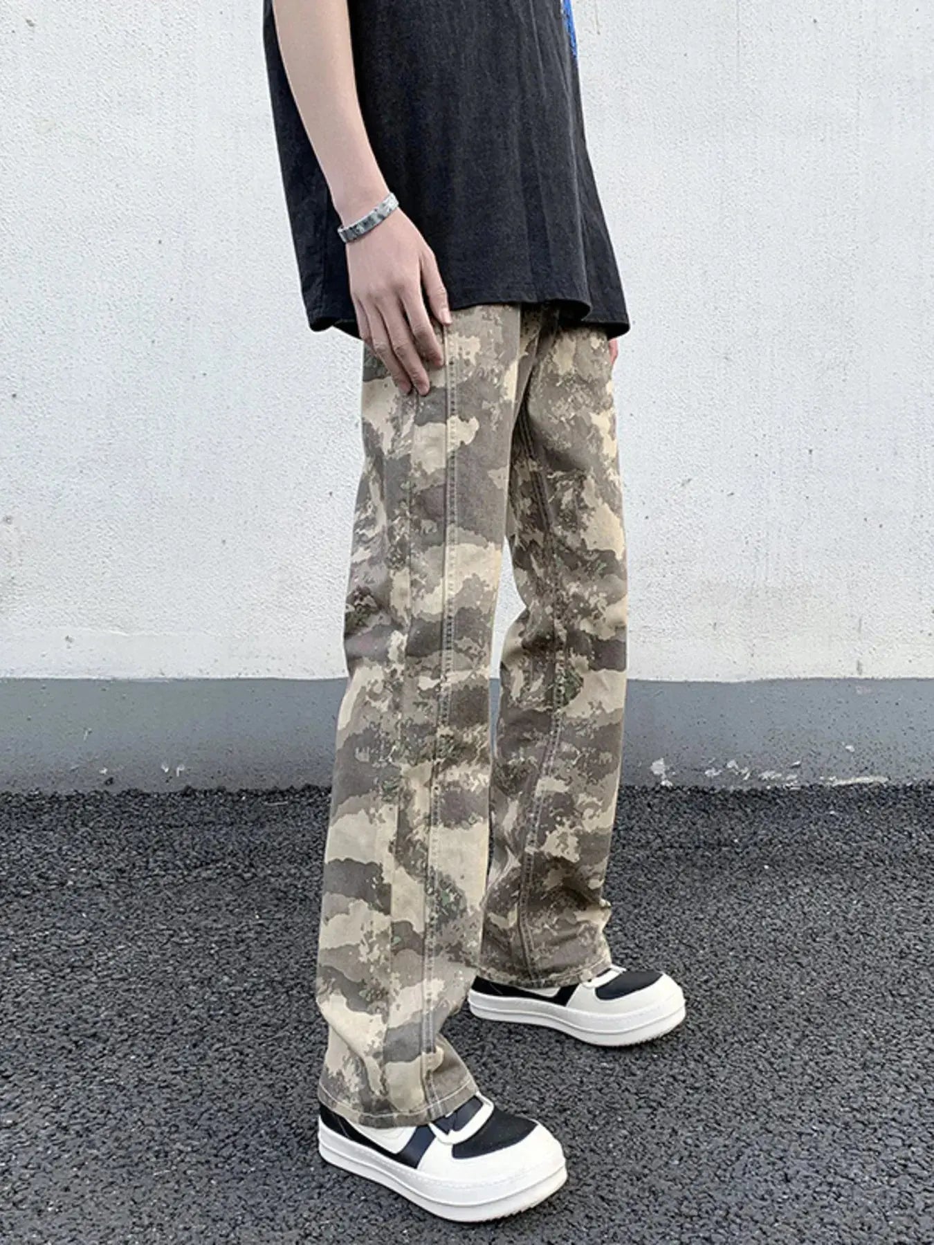 Men's Camouflage Straight-Leg Pants Simply Love