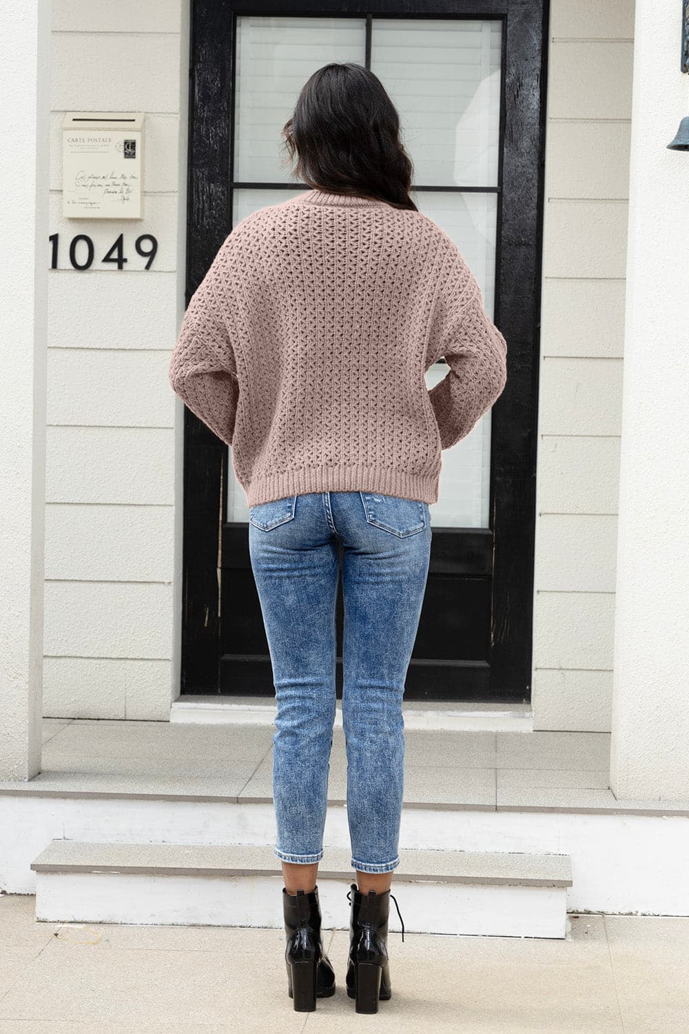 Round Neck Long Sleeve Sweater.