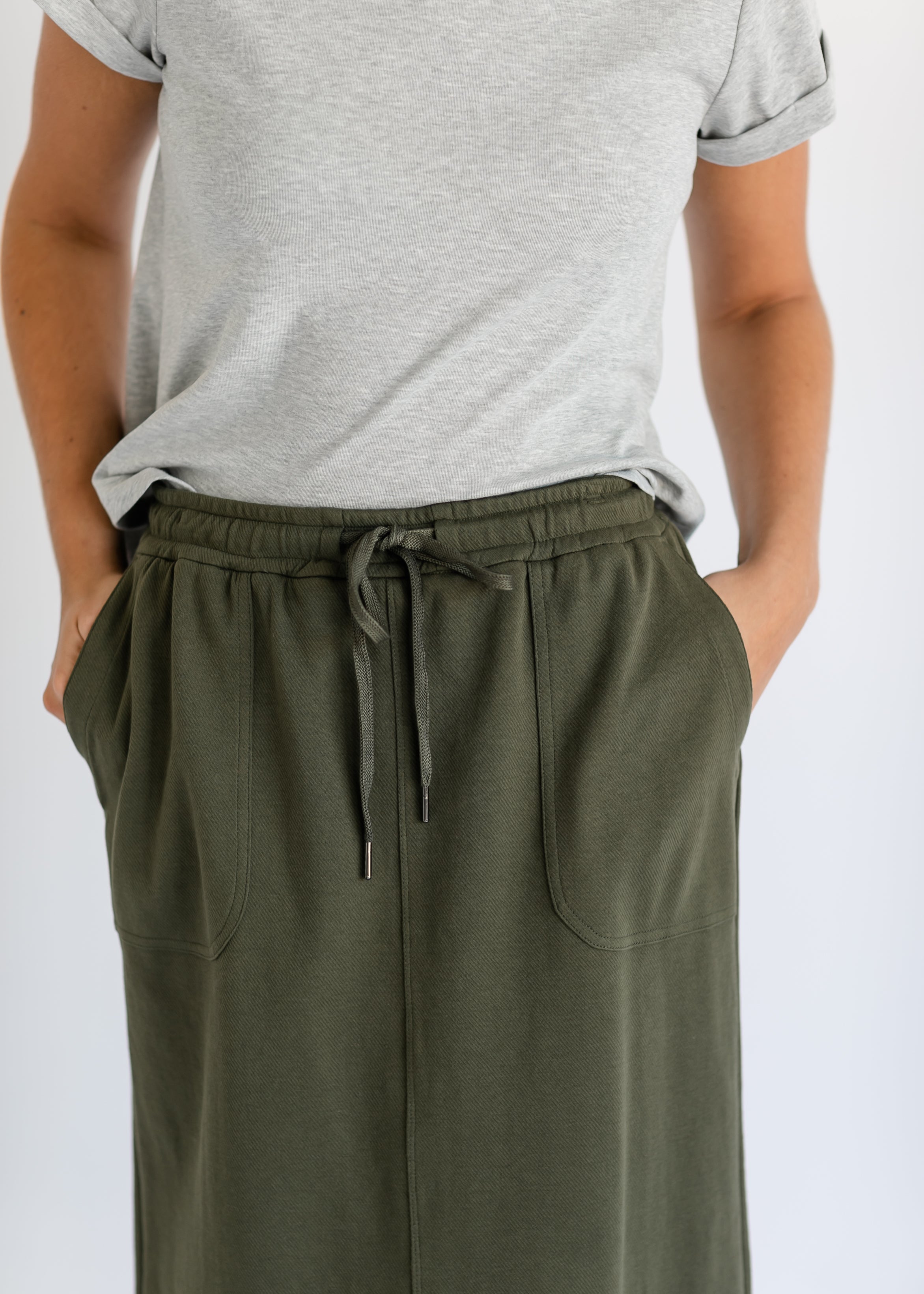 Dani Everyday Midi Skirt Inherit Co.