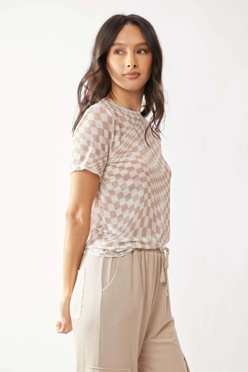 Davi & Dani Checker Board Printed Mesh Short Sleeve Top - Love Salve
