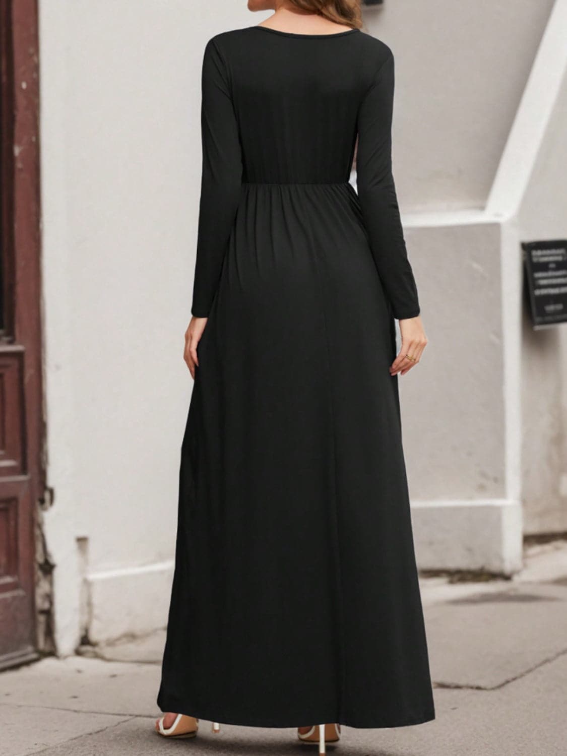 Pocketed V-Neck Long Sleeve Maxi Dress.