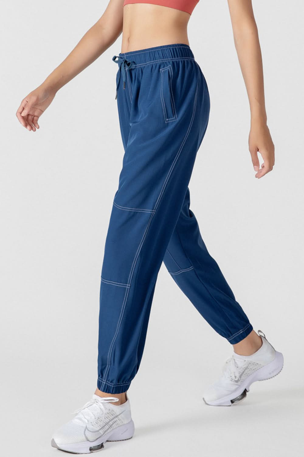 Essential Comfort Drawstring Joggers with Convenient Pockets