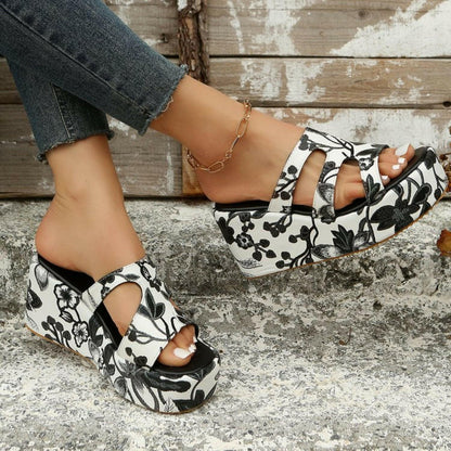 Cutout Floral Peep Toe Sandals.