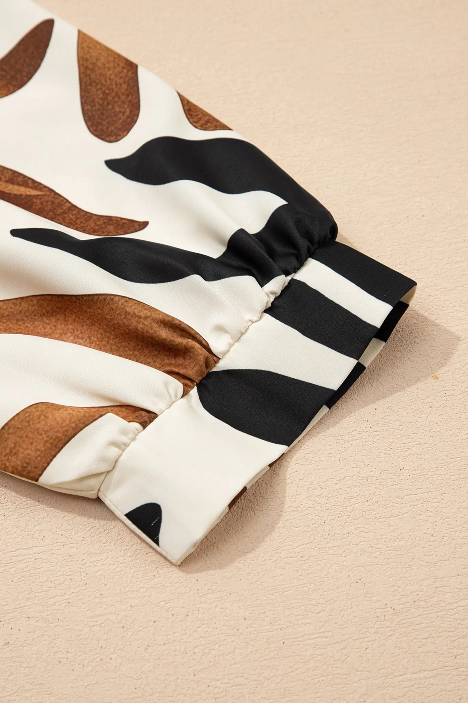 Brown Abstract Print Puff Sleeve Loose Blouse for Women Dear-Lover Dropshipping