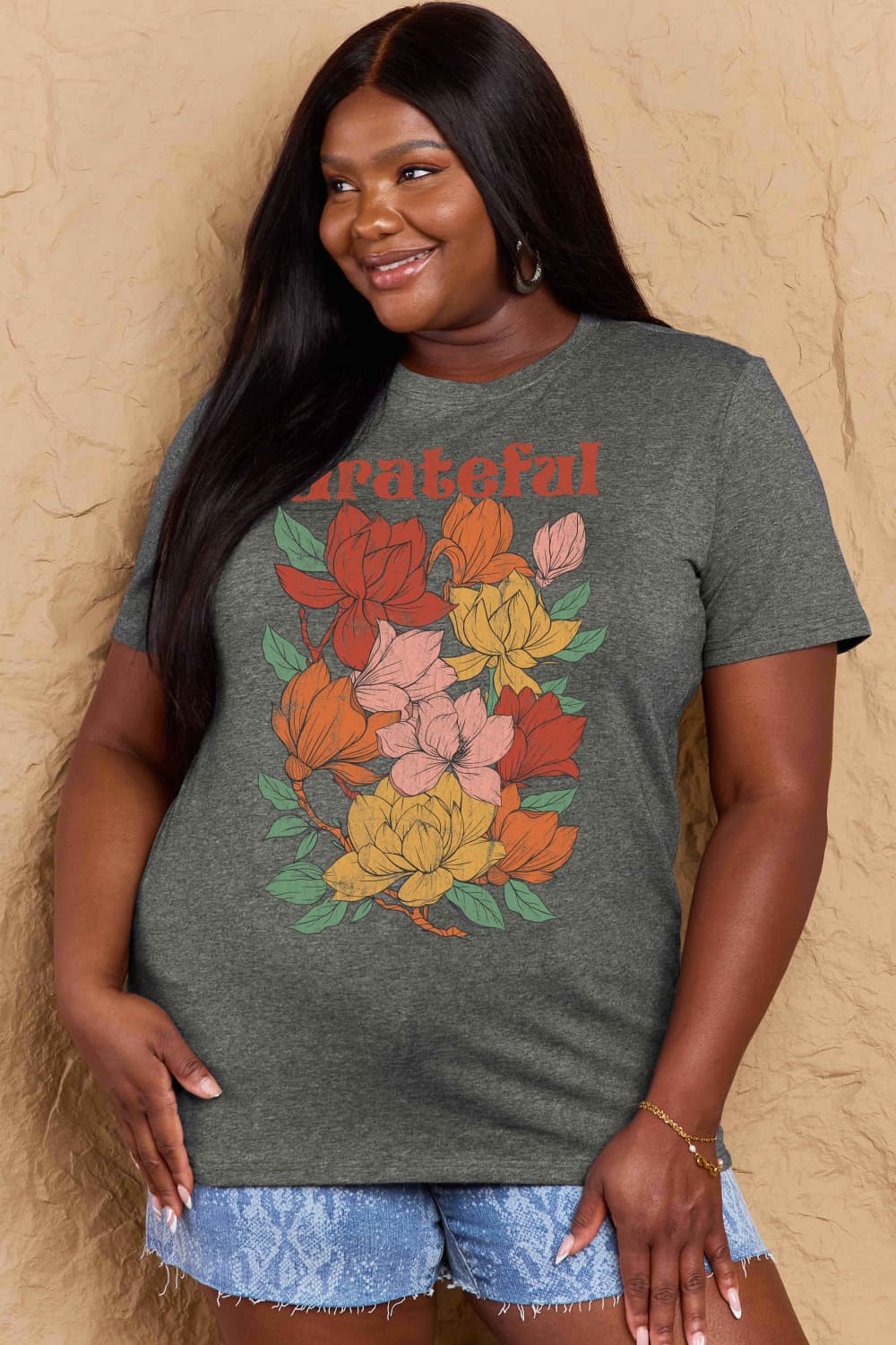 Simply Love: Grateful Flower Tee