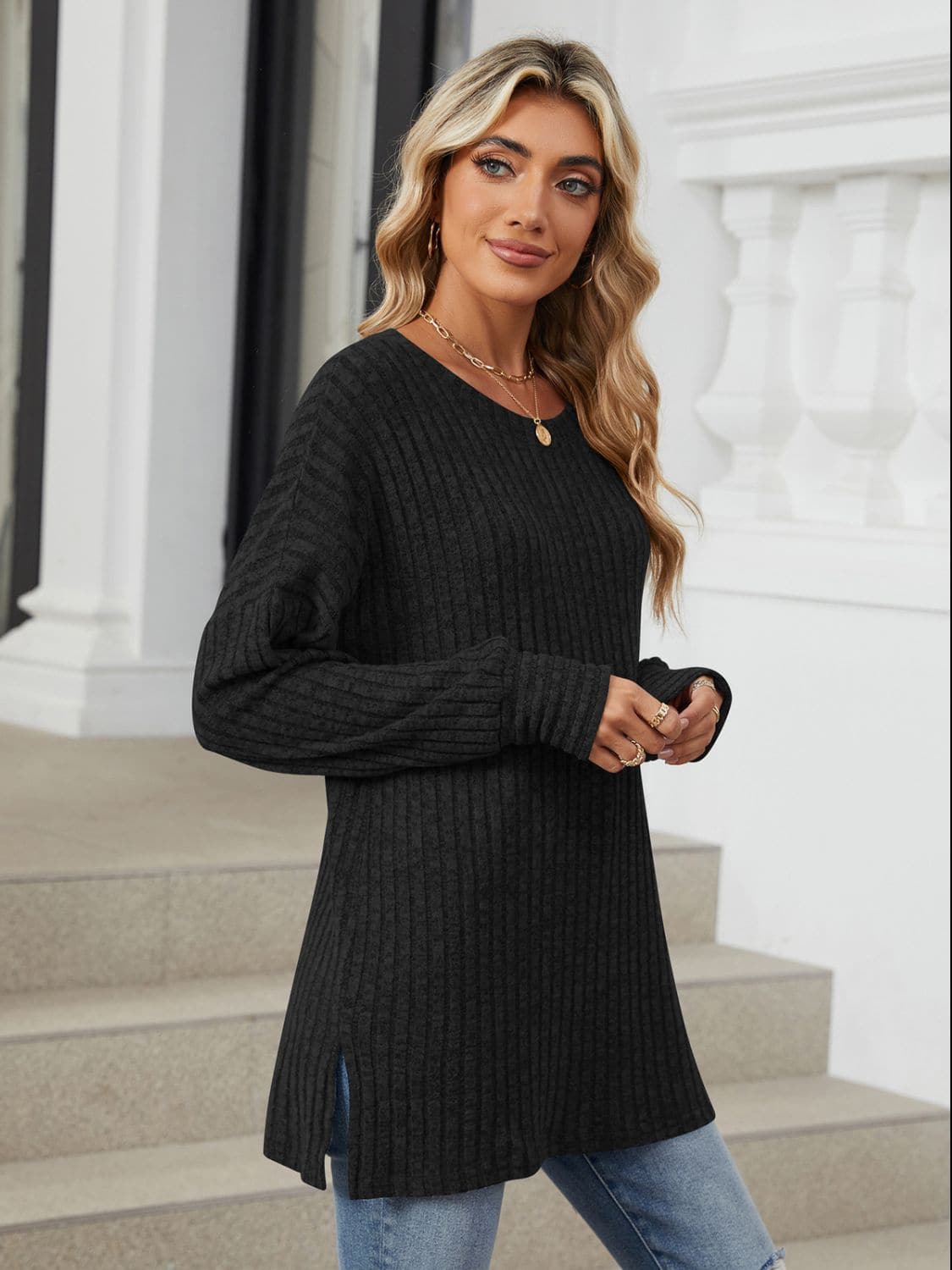 Ribbed Round Neck Long Sleeve T-Shirt.