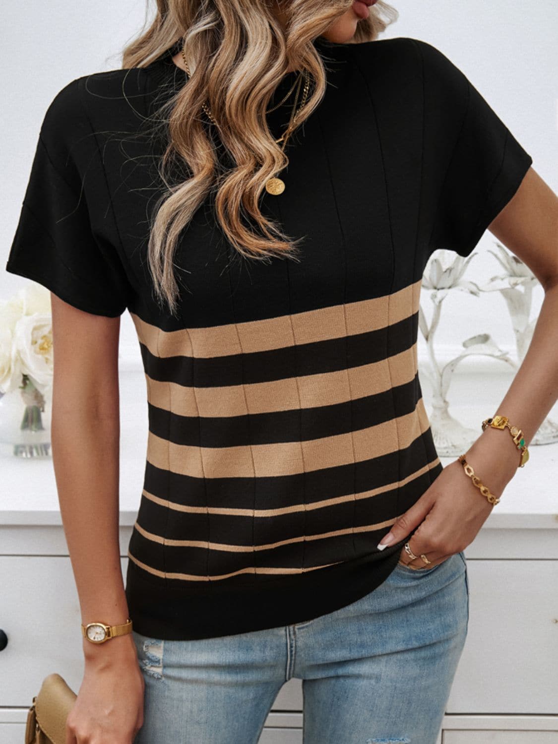 Striped Round Neck Short Sleeve Knit Top.