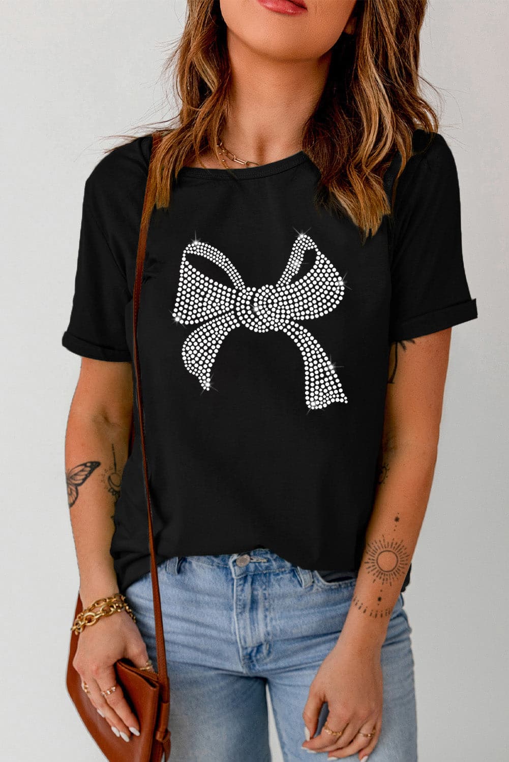 Rhinestone Bow Graphic Round Neck Short Sleeve T-Shirt.