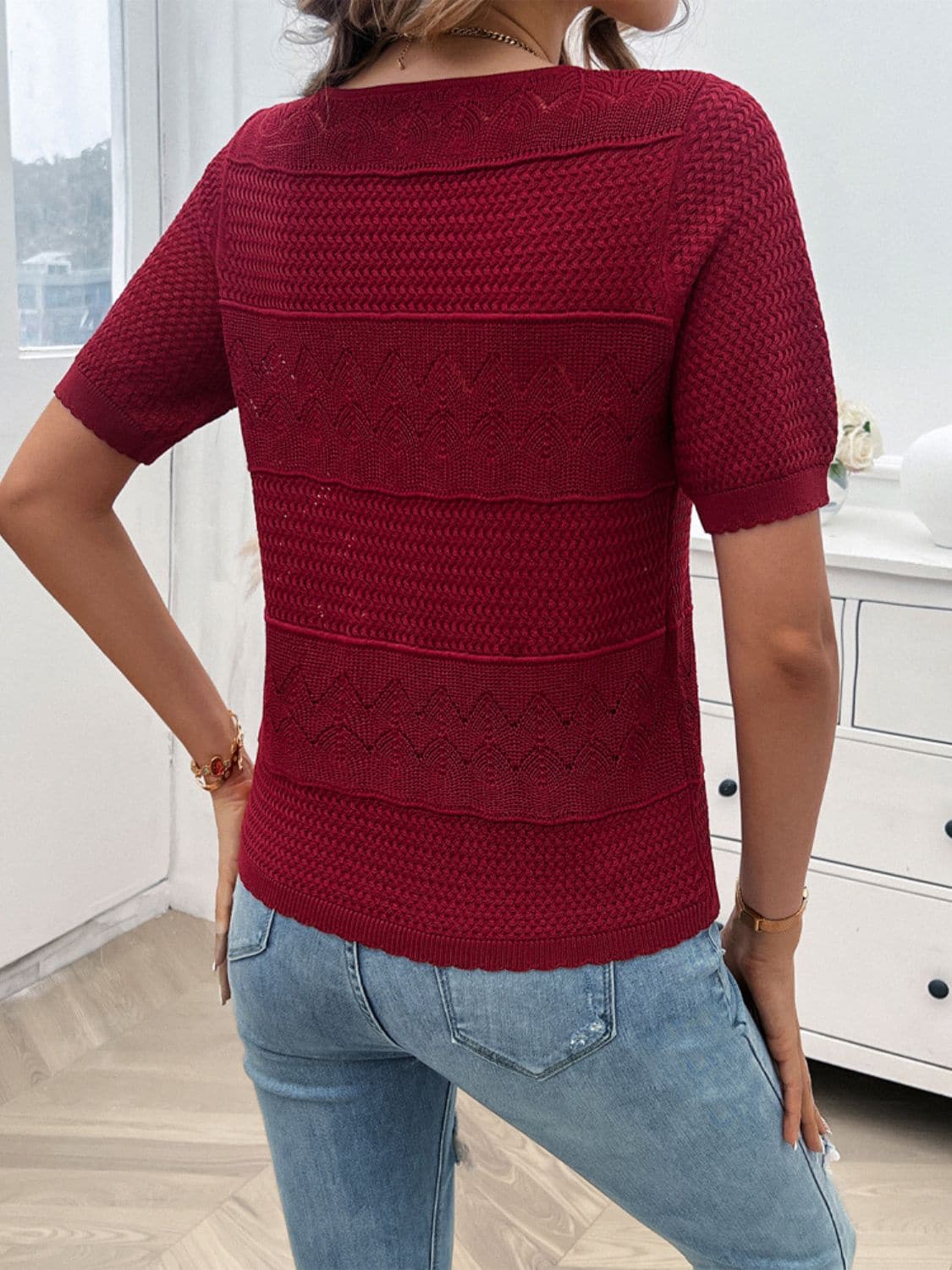 Round Neck Half Sleeve Knit Top.