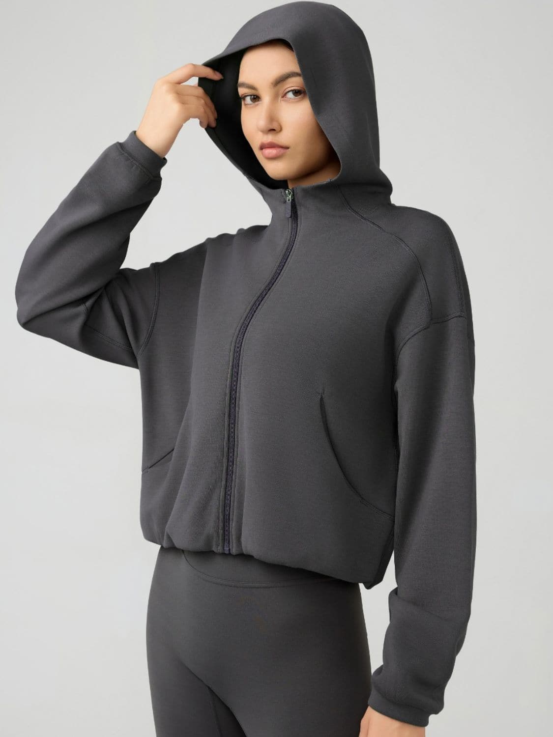 Hooded zip sweatshirt with pockets