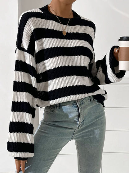 Cozy honey striped long sleeve sweater with round neck