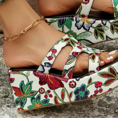 Cutout Floral Peep Toe Sandals.