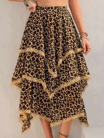 Lace Detail Layered Printed Skirt.