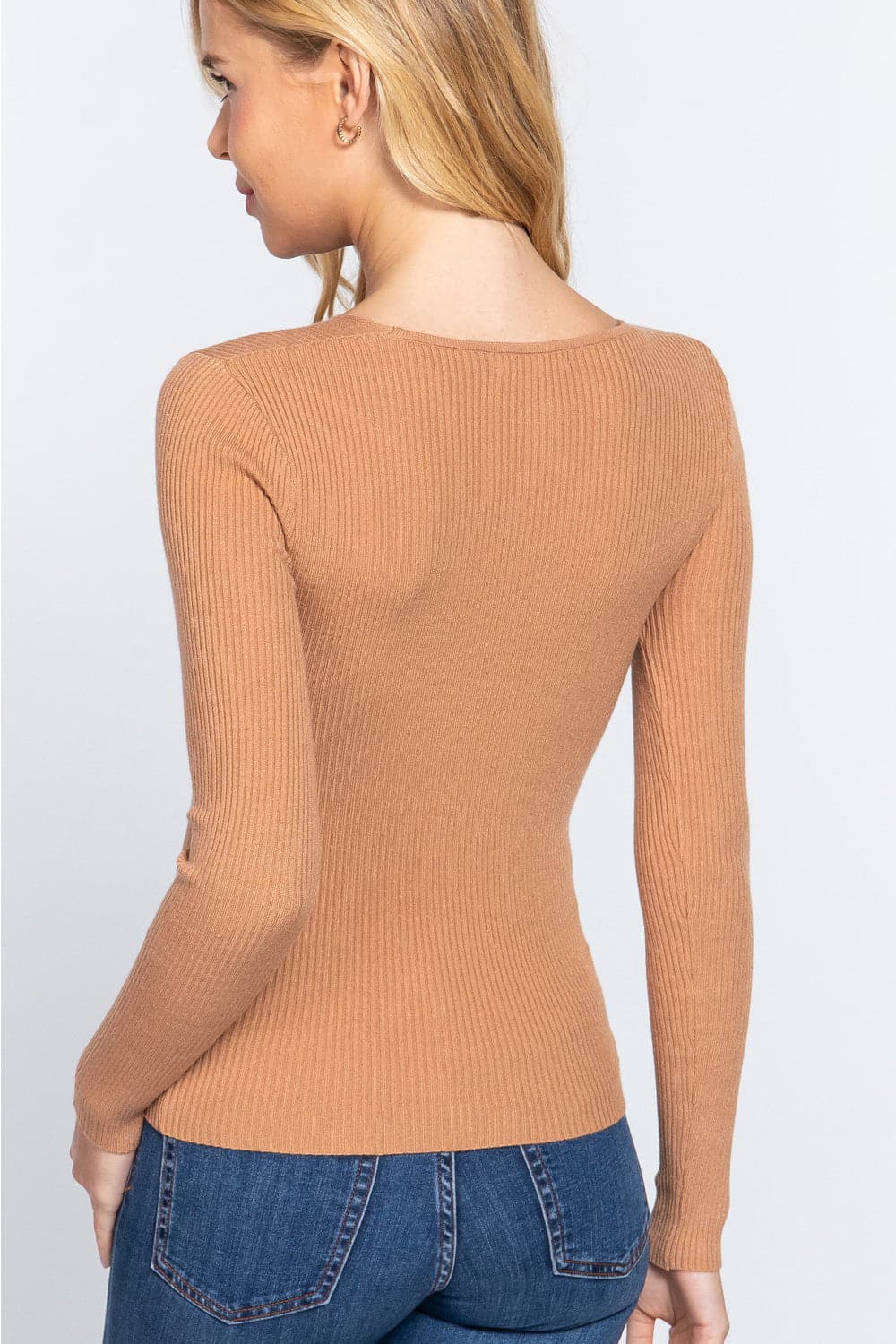 ACTIVE BASIC V-Neck Fitted Viscose Rib Knit Top.