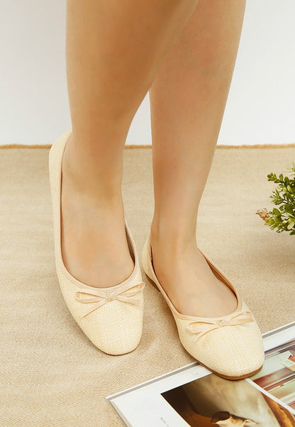 Elegant raffia ballet flats - bow detail