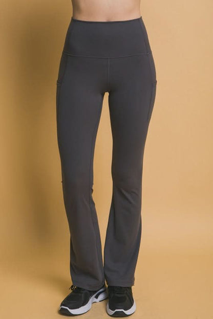 Retro High Waist Flare Leggings with Convenient Side Pockets