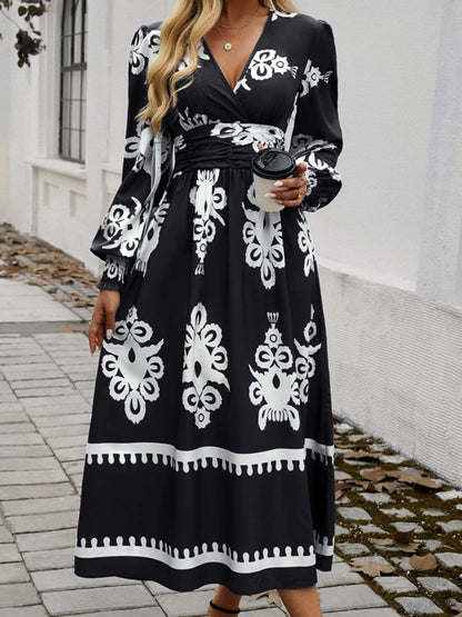 Chic printed surplice midi dress with lantern sleeves