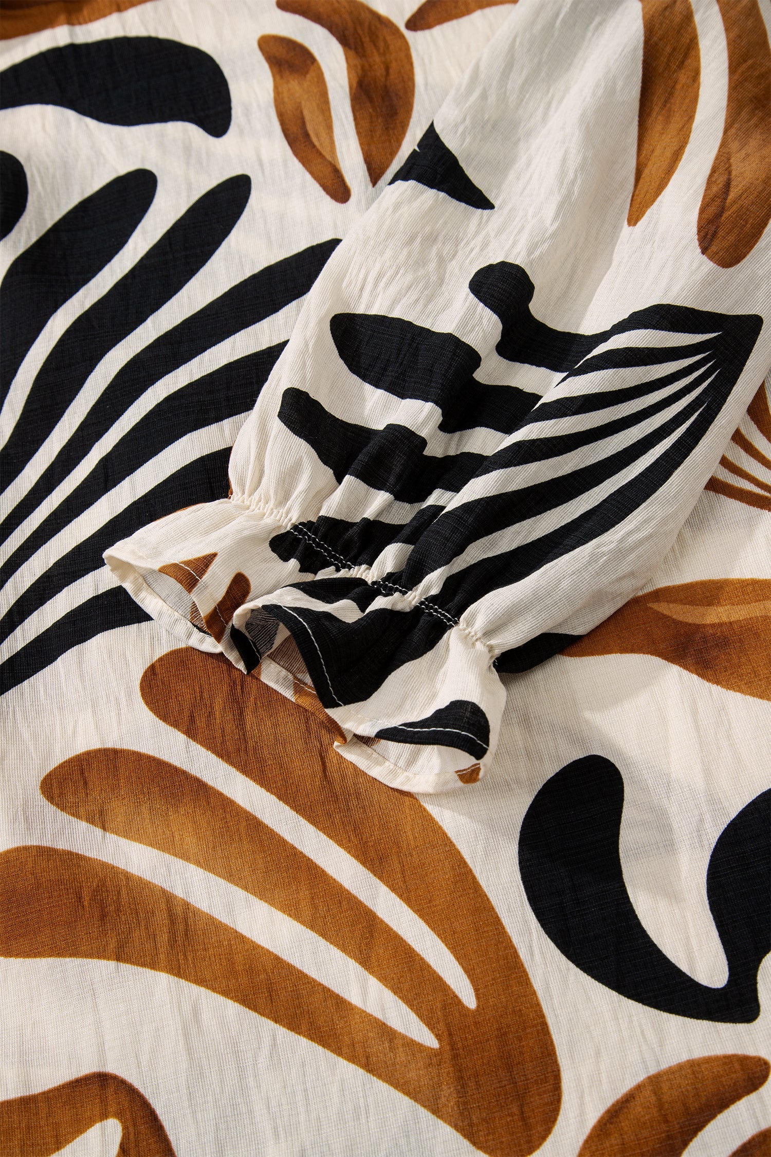 White Plus Size Abstract Print Dress With Contrast Collar Split Neck Long Dress Dear-Lover Dropshipping