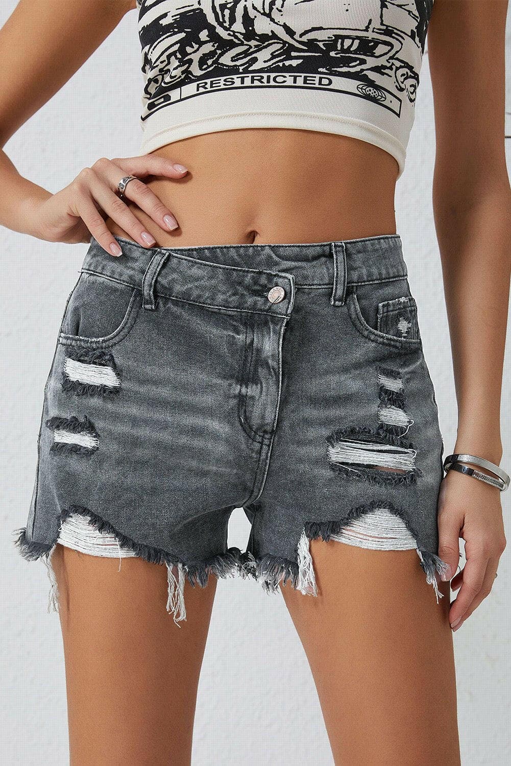 Distressed Raw Hem Denim Shorts - Love Salve