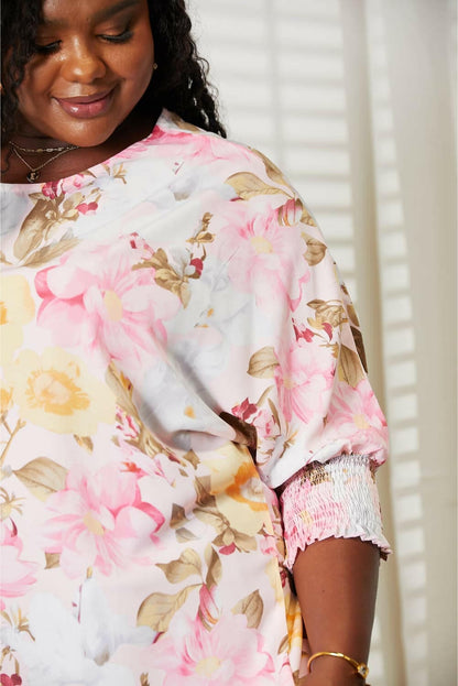 Floral Elegance Three-Quarter Sleeve TopFloral Elegance Three-Quarter Sleeve Top
 Elevate your wardrobe with our Floral Elegance Three-Quarter Sleeve Top, a stunning blend of classic sophistication and modLove Salve -Quarter Sleeve TopTIKTOK