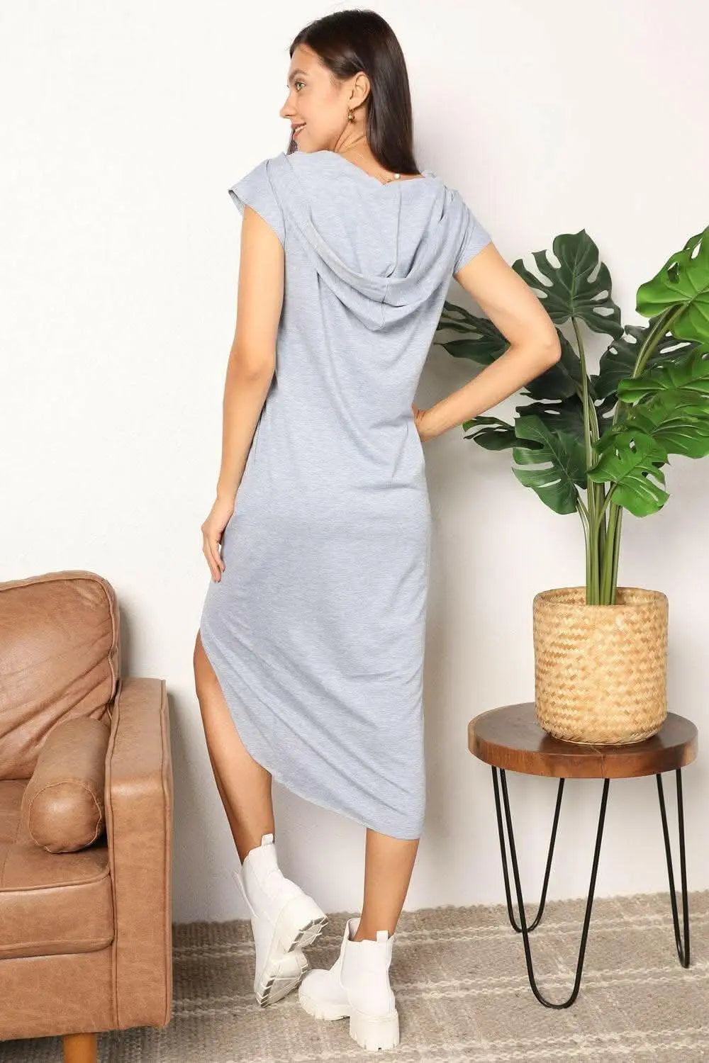 Chic hooded dress with slit & pockets - Love Salve 