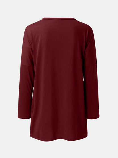 Chic and comfy round neck long sleeve tee with pockets