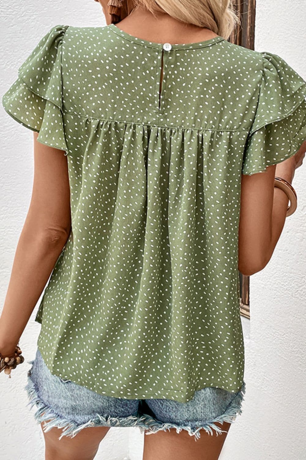 Printed Round Neck Puff Sleeve Blouse.