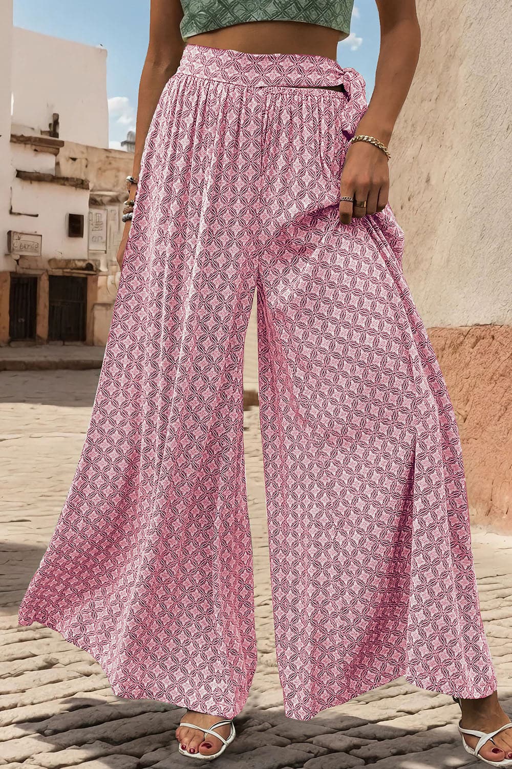 Printed Tied Wide Leg Pants.