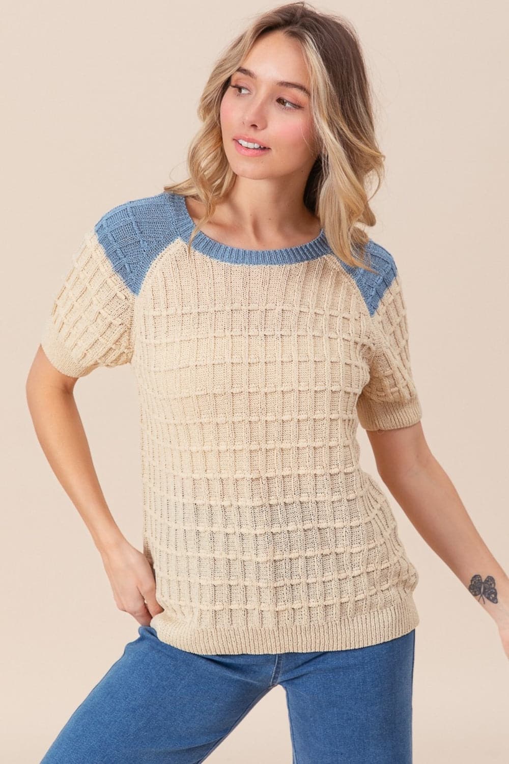 BiBi Textured Contrast Short Sleeve Sweater.