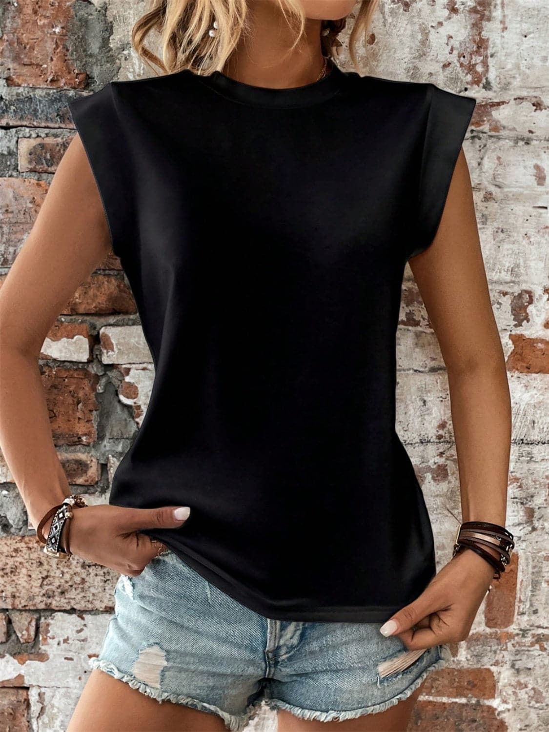 Round Neck Cap Sleeve Blouse.