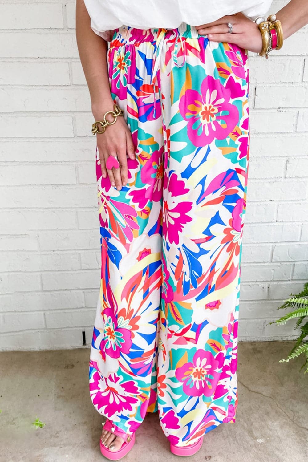 Printed Wide Leg Pants.