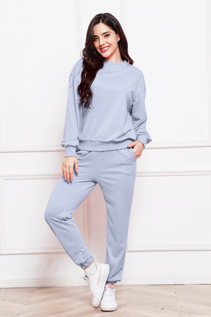 Round Neck Long Sleeve Sweatshirt and Pants Set.