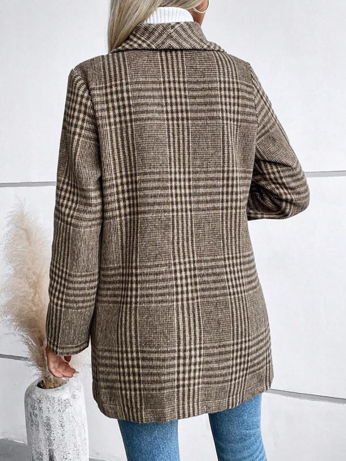 Plaid long sleeve collared jacket