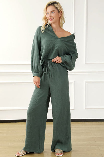 Collared Neck Top and Drawstring Pants Set.