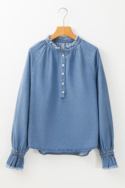 Chic button-up denim shirt with raw hem