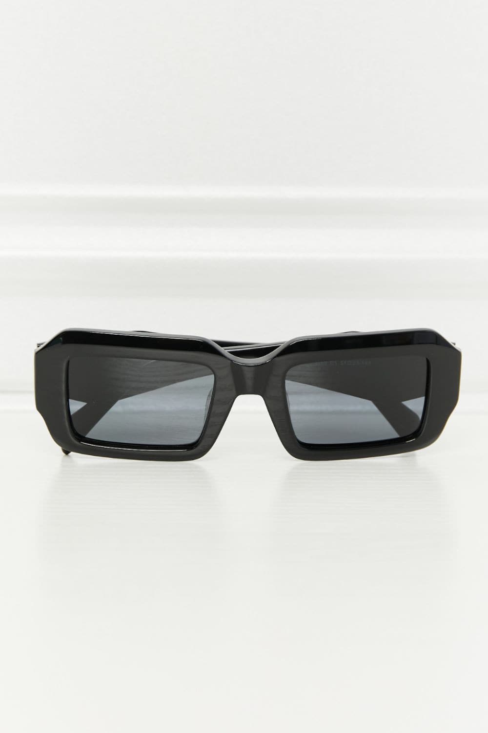 Rectangle TAC Polarization Lens Full Rim Sunglasses.