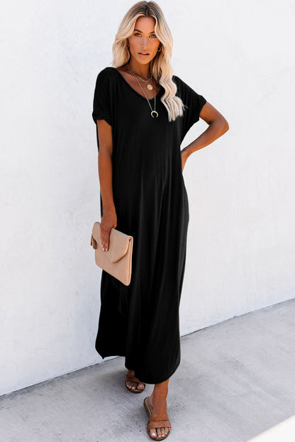 Elegant black v-neck maxi t-shirt dress with hidden pockets and stylish splits