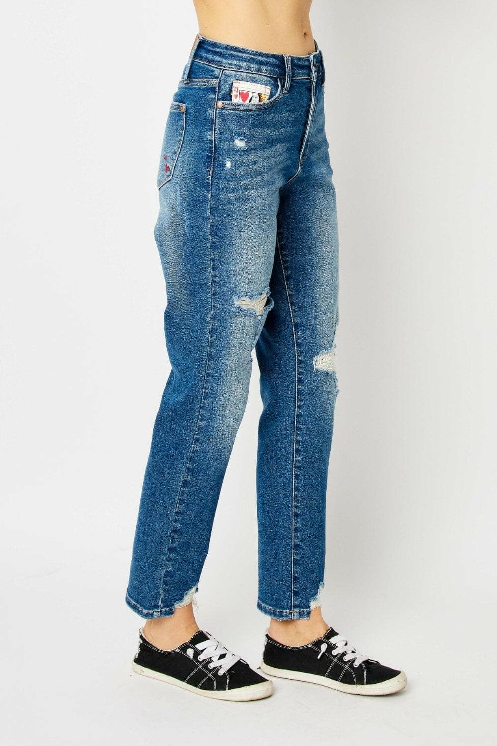 Judy Blue Full Size Distressed Slim Jeans.