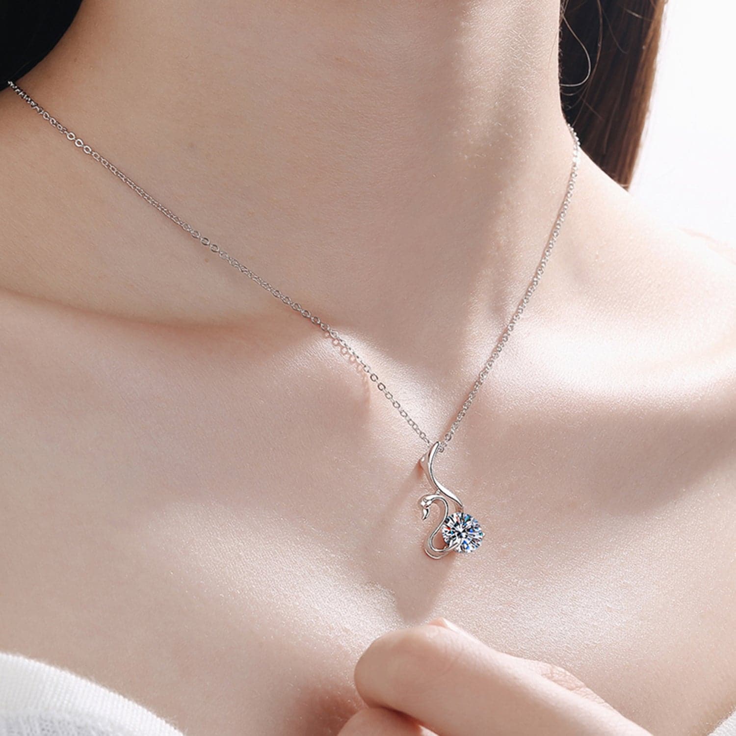 2 Carat Moissanite 925 Sterling Silver Necklace.